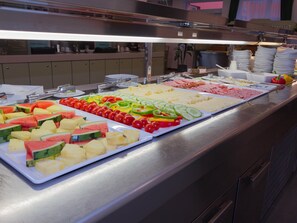 Frokostbuffé hver dag (EUR 16.90 per person)
