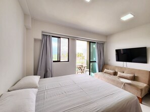 Studio | Individually decorated, individually furnished, free WiFi