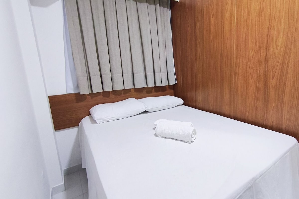 Studio | Yksilöllisesti sisustettu, yksilöllisesti kalustettu, ilmainen Wi-Fi