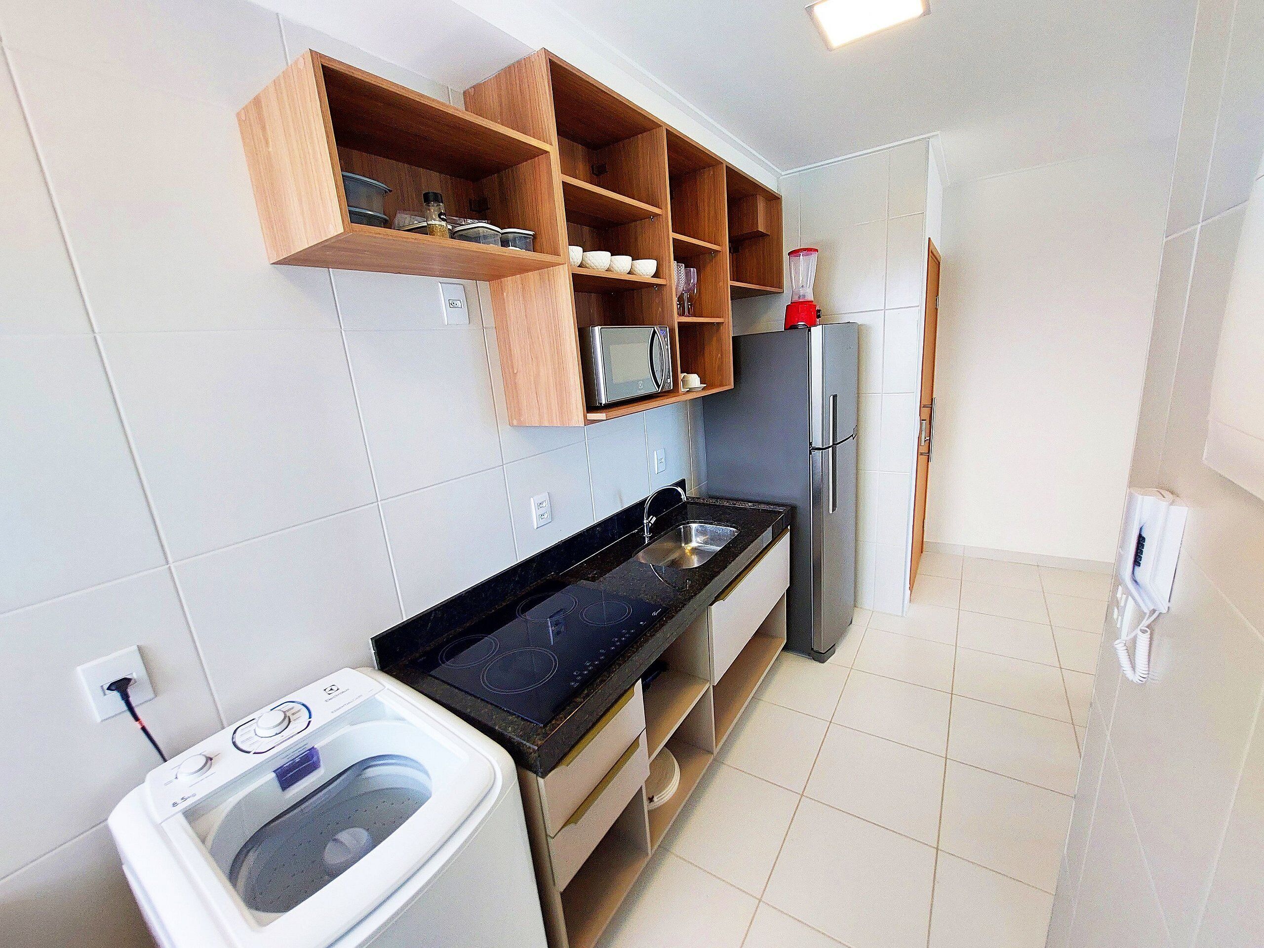 Classic-huoneisto | Yksityinen keittiö | Jääkaappi, mikroaaltouuni, keittoastiat/astiat/ruokailuvälineet