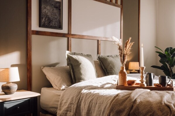 2 Schlafzimmer, Schreibtisch, Bügeleisen/Bügelbrett, WLAN