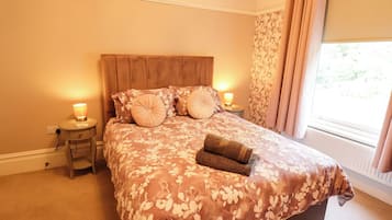 4 habitaciones, decoración personalizada y muebles diferentes