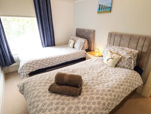 4 chambres, décor unique, ameublement unique, accès au Wi-Fi (inclus)
