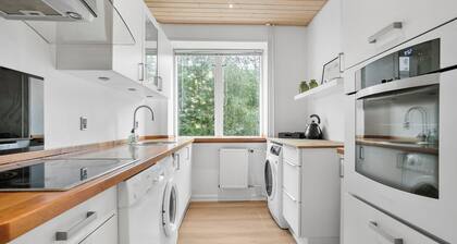 Cozy 2-bed Apartment in Aalborg