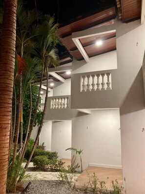 Front of property - evening/night - Pousada Neptun (Conde)