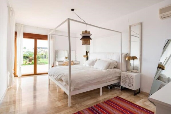 6 habitaciones y wifi 