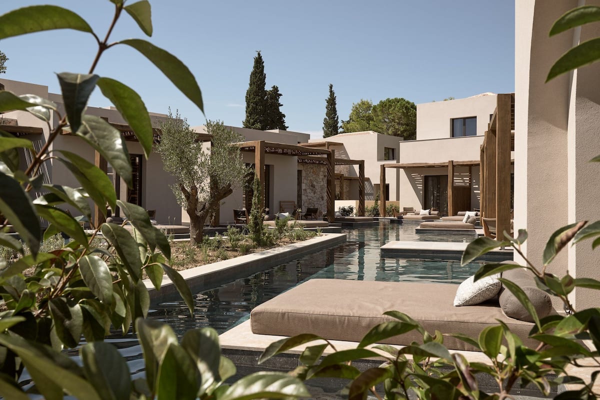 Junior Suite with Shared Pool | Terrace/patio