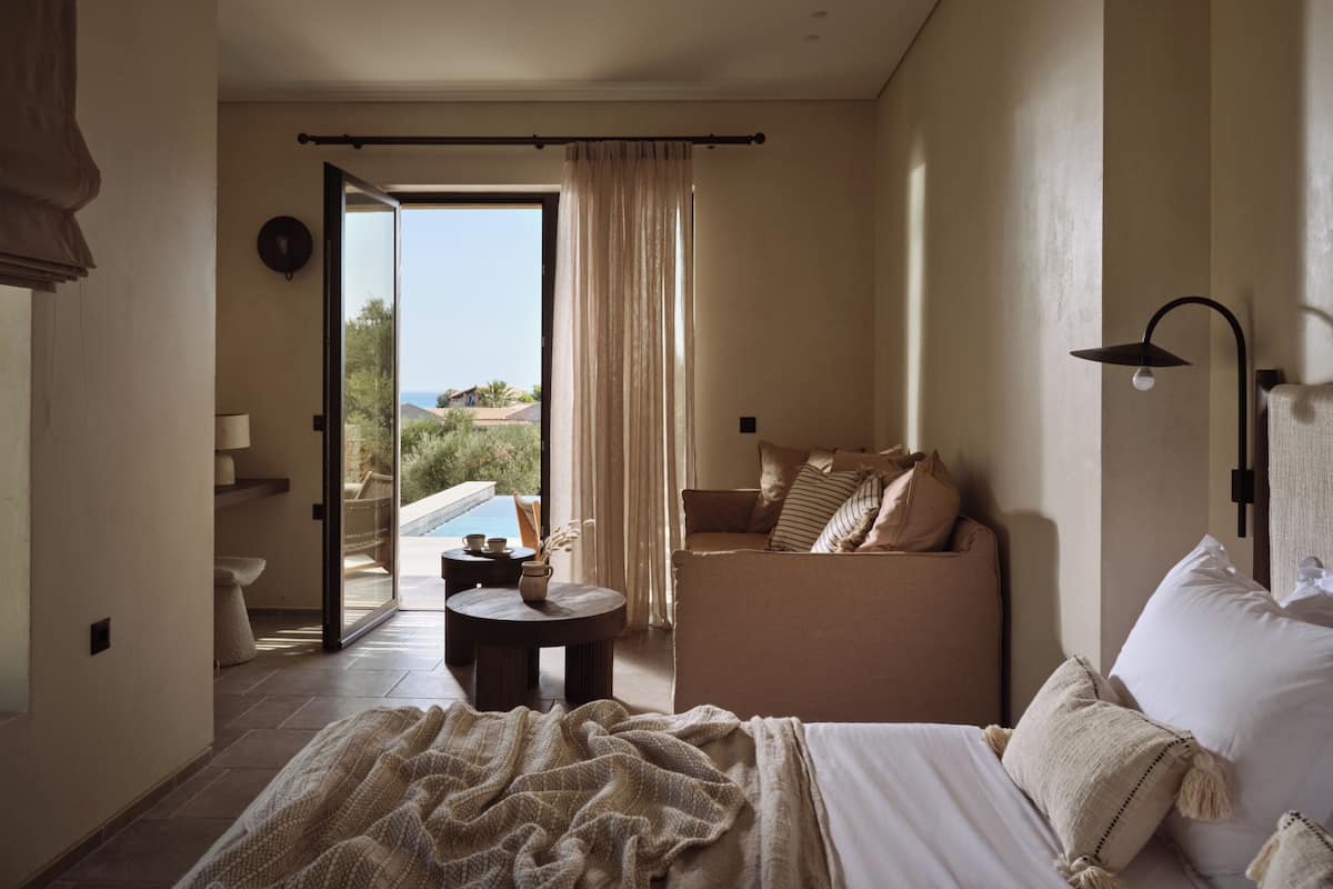 Superior Suite with Private Pool and Sea View | 1 bedroom, in-room safe, individually furnished, desk