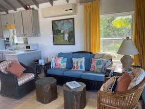 House, 2 Bedrooms | Living area