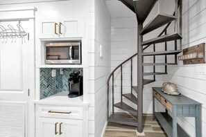 Interior - Old Town Port Aransas, Spectacular Condo With Marina & Channel views! (Port Aransas)