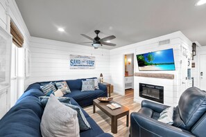 Smart TV, fireplace - Old Town Port Aransas, Spectacular Condo With Marina & Channel views! (Port Aransas)