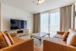 Smart TV, foosball, table tennis