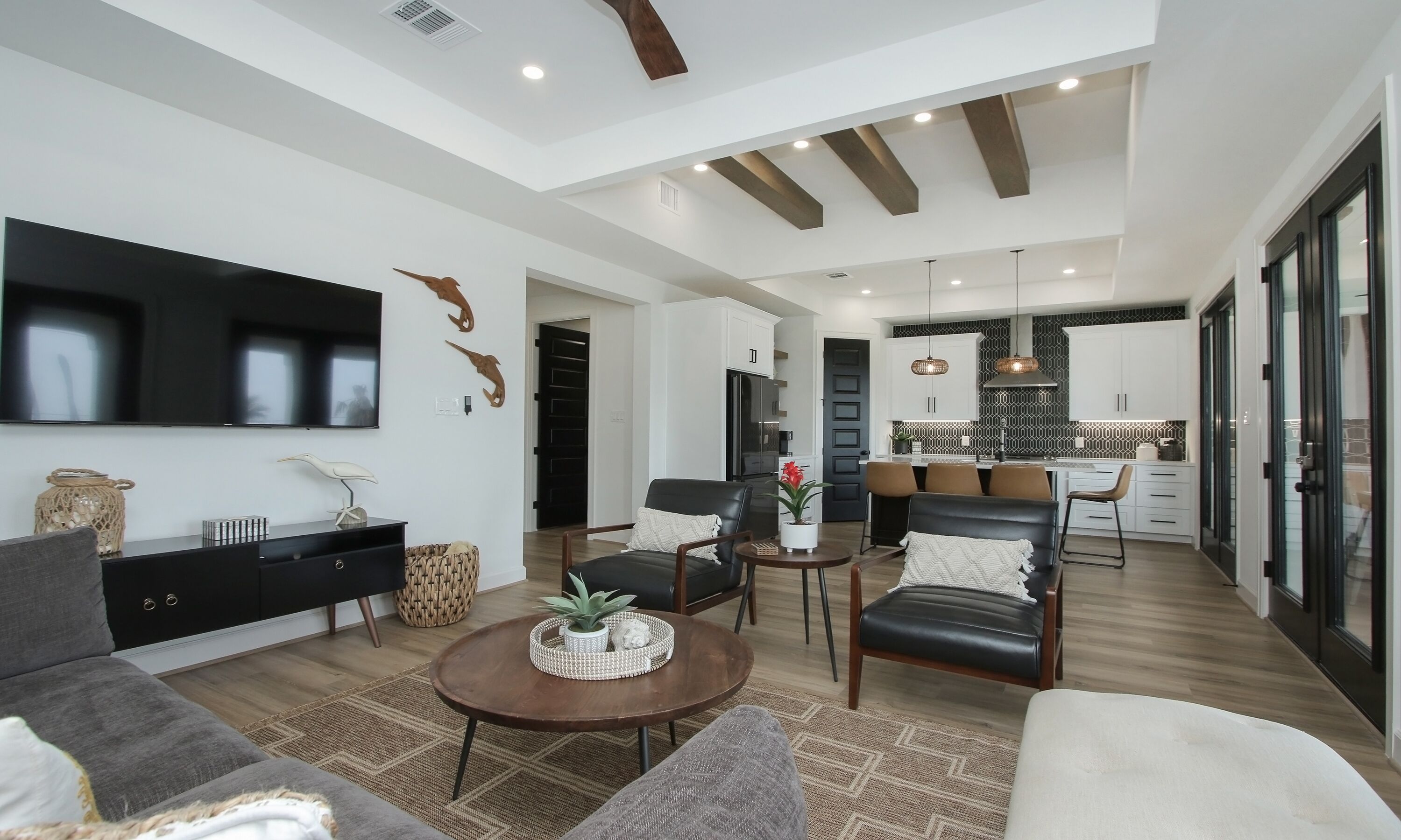 No Agenda!  Beautiful bay views. It's time to relax and have fun.