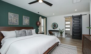 3 室のベッドルーム、アイロン / アイロン台、旅行用ベビーベッド、WiFi (無料)