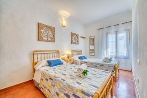3 bedrooms, iron/ironing board, free WiFi, bed sheets - House with sea views CASA SA MARINA in Alcudia (Alcudia)