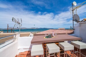 Outdoor dining - House with sea views CASA SA MARINA in Alcudia (Alcudia)