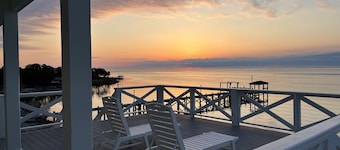 Aqua Vista Atlantic — Luxury Coastal Living in Atlantic, NC Southern Outer Banks