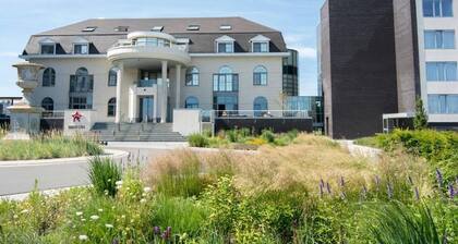 Luxurious 2-bedroom apartment on the sportiest park of the coast