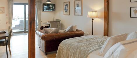 1 多间卧室、免费 WiFi、床单