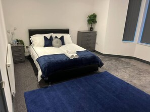 Room - 2bedroom Flat, Cardiff City, Principality Stadium (Cardiff)