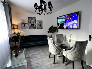 2 bedrooms, iron/ironing board, free WiFi, bed sheets - Remarkable 2-bed Apartment in Castlebar (Castlebar)