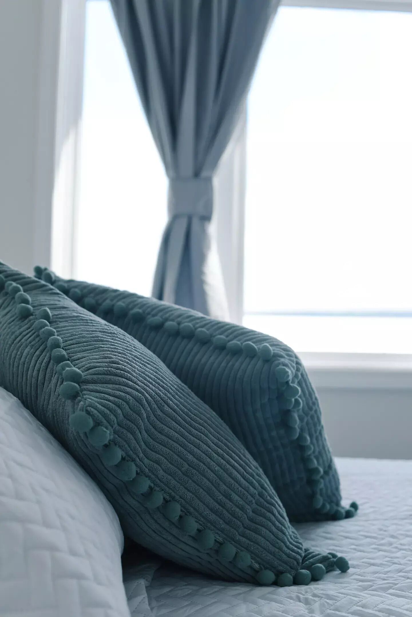 Newly Renovated Waterfront Cabin