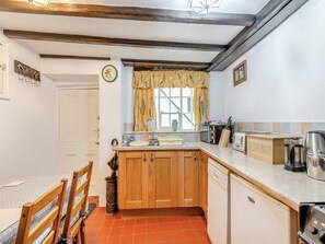 Dishwasher, cookware/dishes/utensils