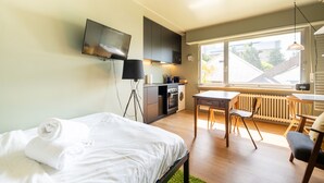 Studio | Laptop workspace, iron/ironing board, free WiFi, individually decorated - Ideal for any traveler 15min walk City (Luxembourg City)