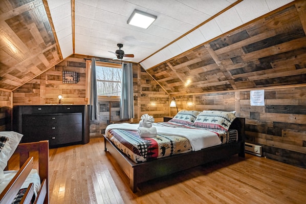 4 bedrooms, internet, bed sheets