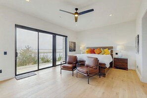 3 bedrooms, iron/ironing board, Internet, bed sheets