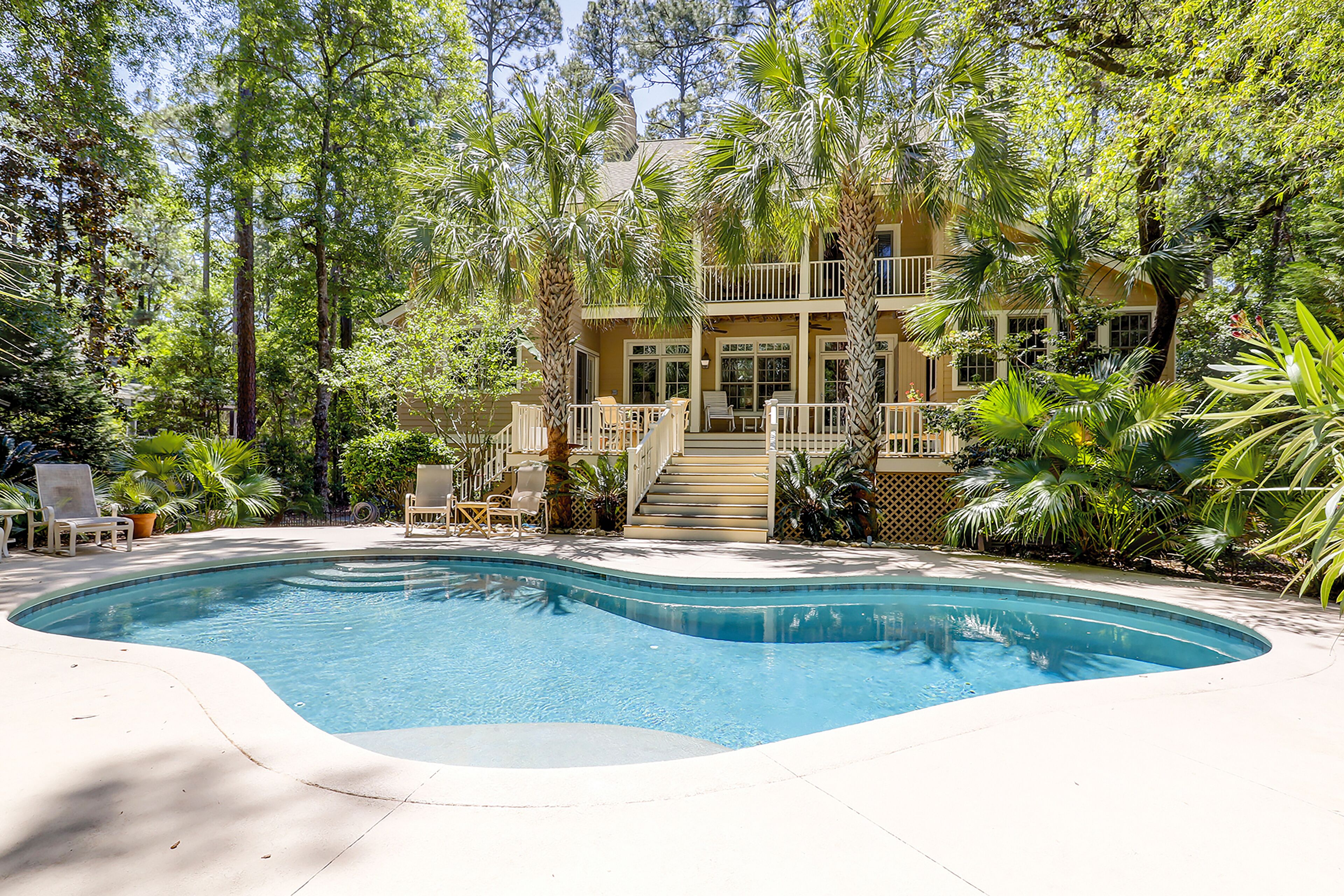 Custom-built home near the beach with private pool, decks, grill & enclosed yard