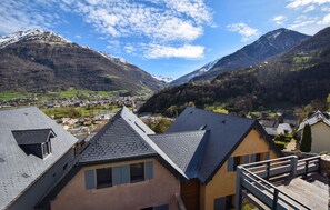 Surrounded by snow-capped mountains, this village offers a serene and scenic backdrop.