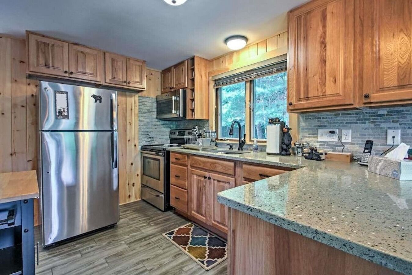 Mountain Lakes Cottage with Mountain & Lake Views