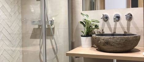 Shower, towels, soap