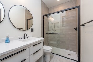 Shower, towels