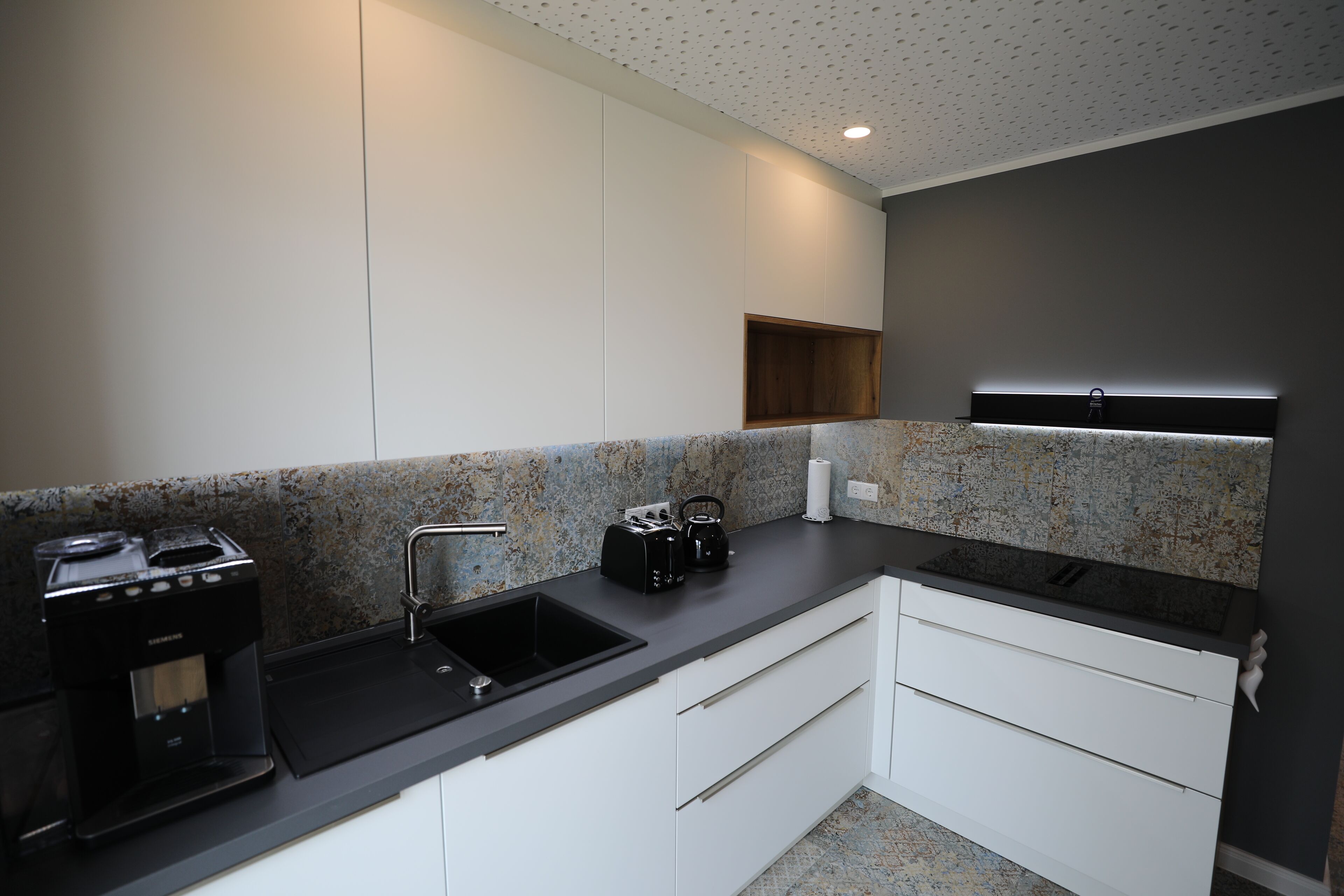 House by the sea in Brist (Makarska Riviera)