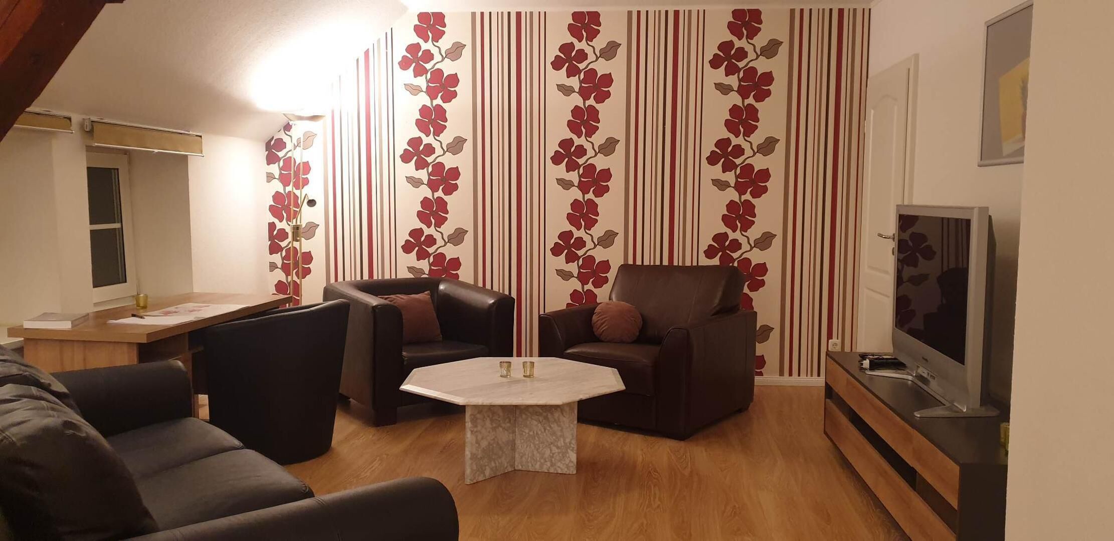 Apartment With Garden View