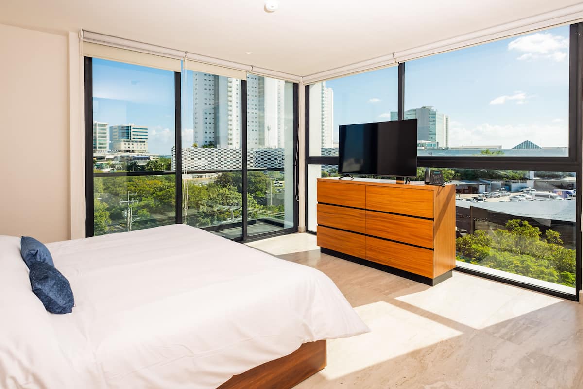 2 quartos, roupas de cama premium, edredons de pluma
