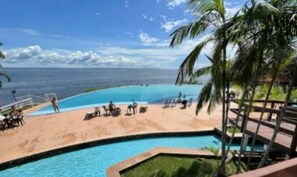 Outdoor pool - FLAT TROPICAL (Manaus)