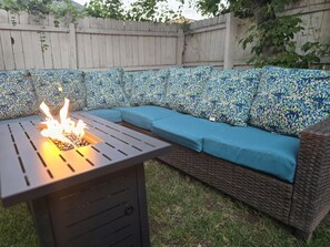 Property grounds - A Private, Stunning Home Walking Distance to Food, Drinks, & Parks (Whitewood)