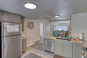 Interior - A Private, Stunning Home Walking Distance to Food, Drinks, & Parks (Whitewood)