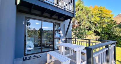 Vincent Valley Lodge