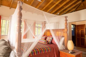 1 bedroom, in-room safe, iron/ironing board, free WiFi