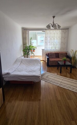 1 Schlafzimmer, kostenloses WLAN, Bettwäsche, Rollstuhlgeeignet