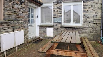 Cottage | Property grounds
