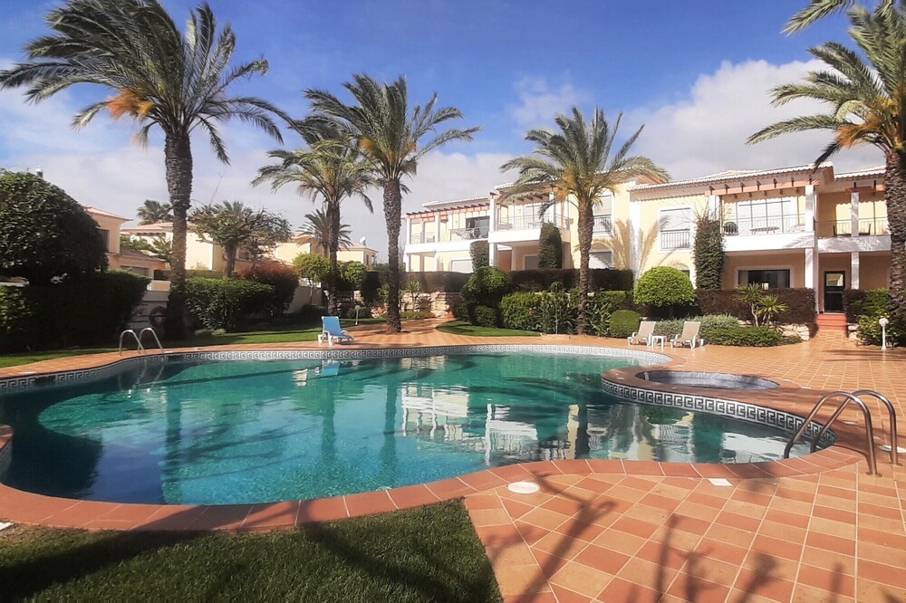 Apartment Buganvilia Porto de Mós