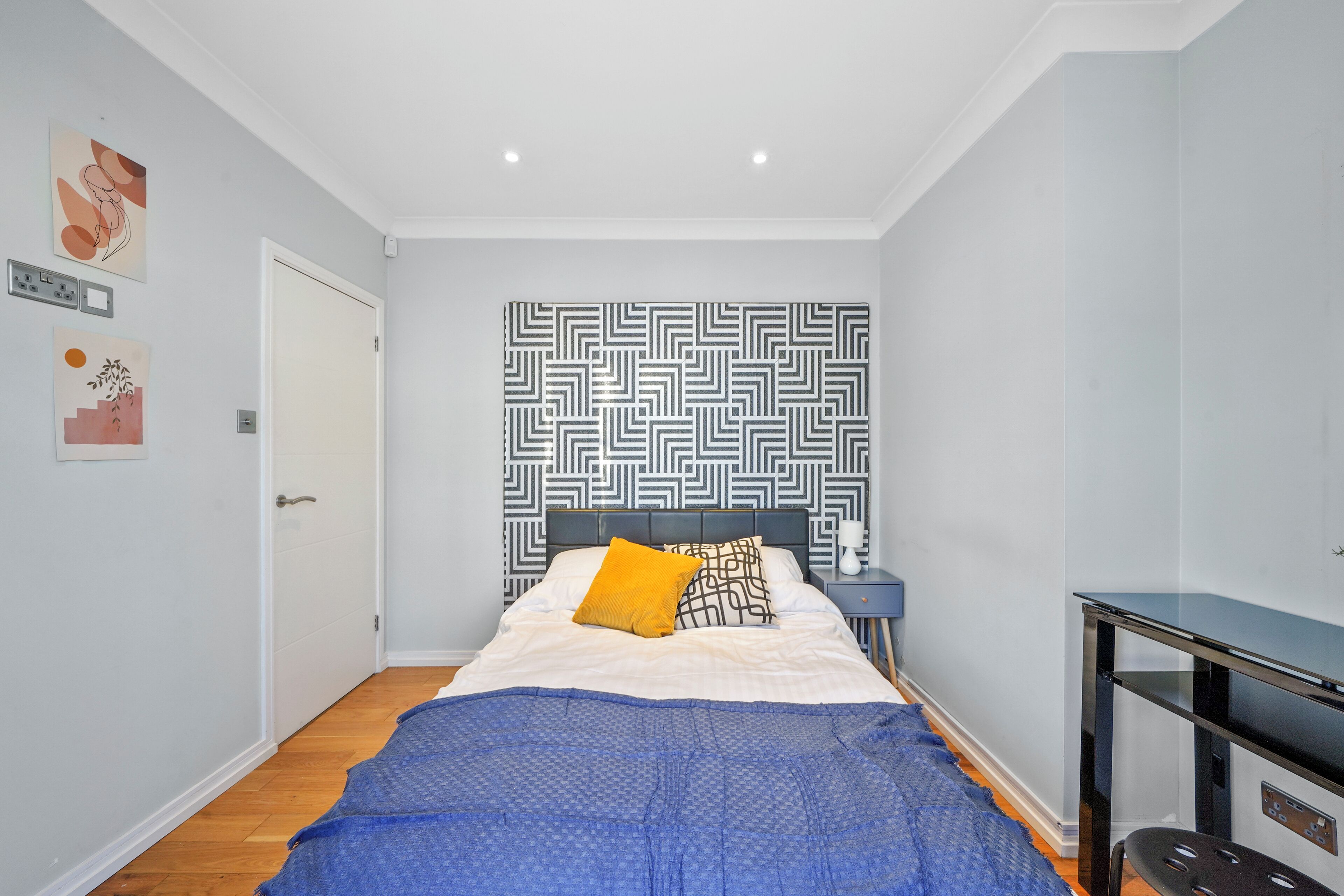 Modern 2BDR apartment with private garden Wembley