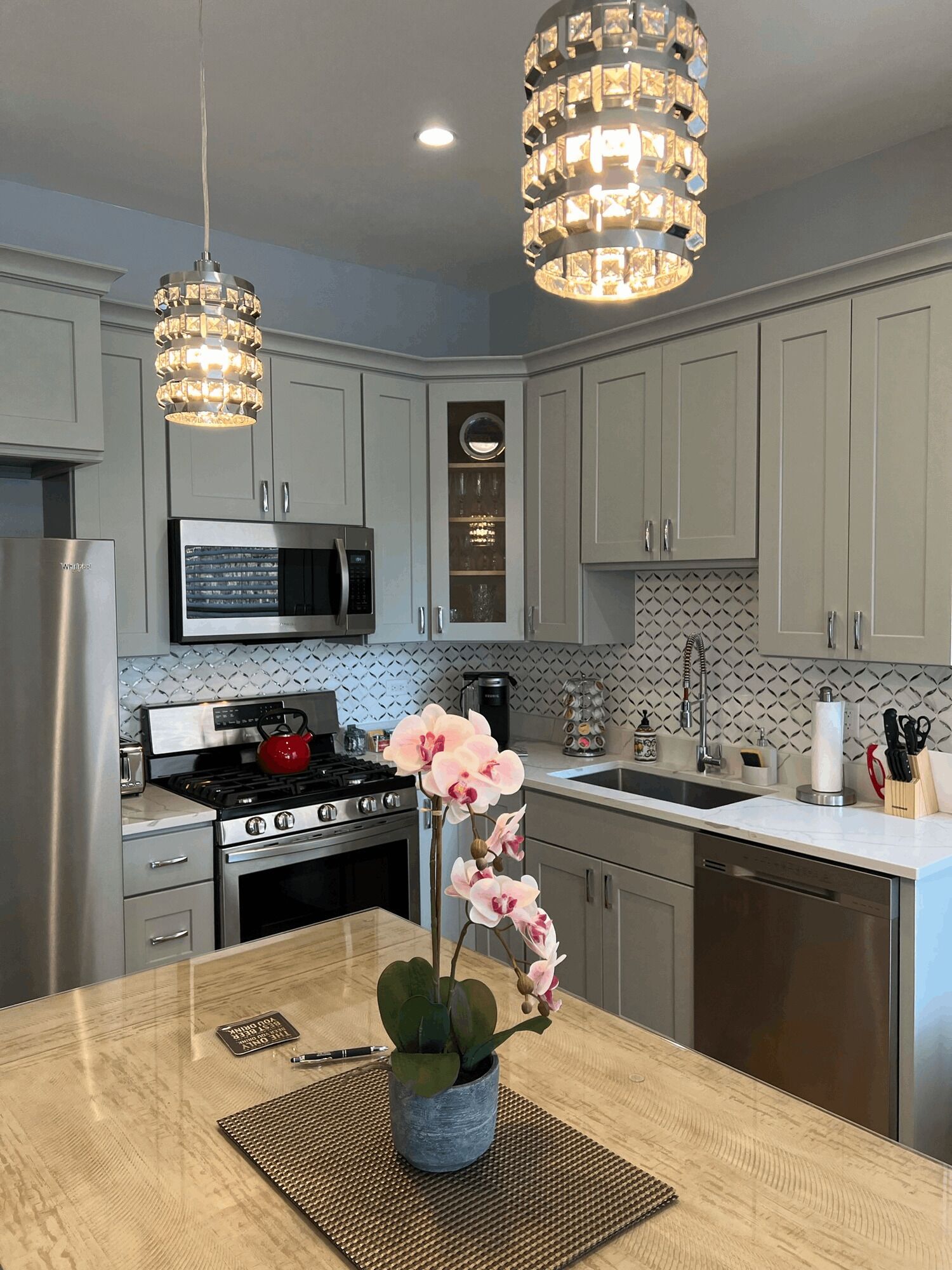 Wrigleyville Inn - Unit 3