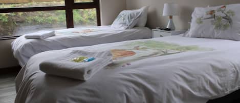 MPHB106 - Bello Departamento Puerto Varas | 2 bedrooms, premium bedding, iron/ironing board, cribs/infant beds