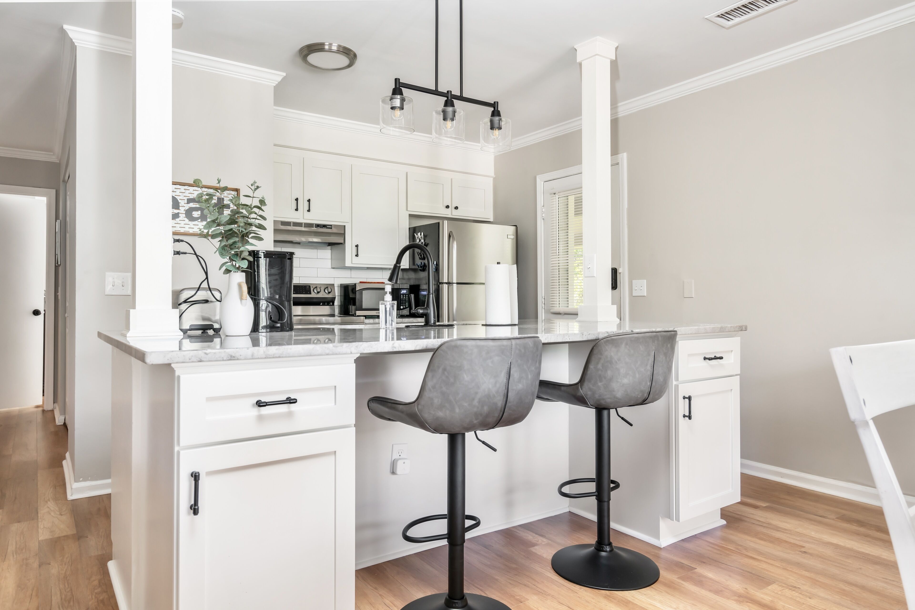 Perfect Columbia Getaway Minutes to Lake Murray!